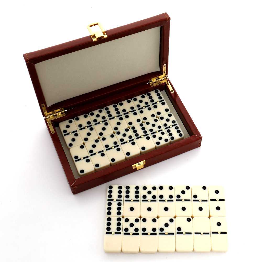Board Game Family - Set di 28 Pezzi di Domino